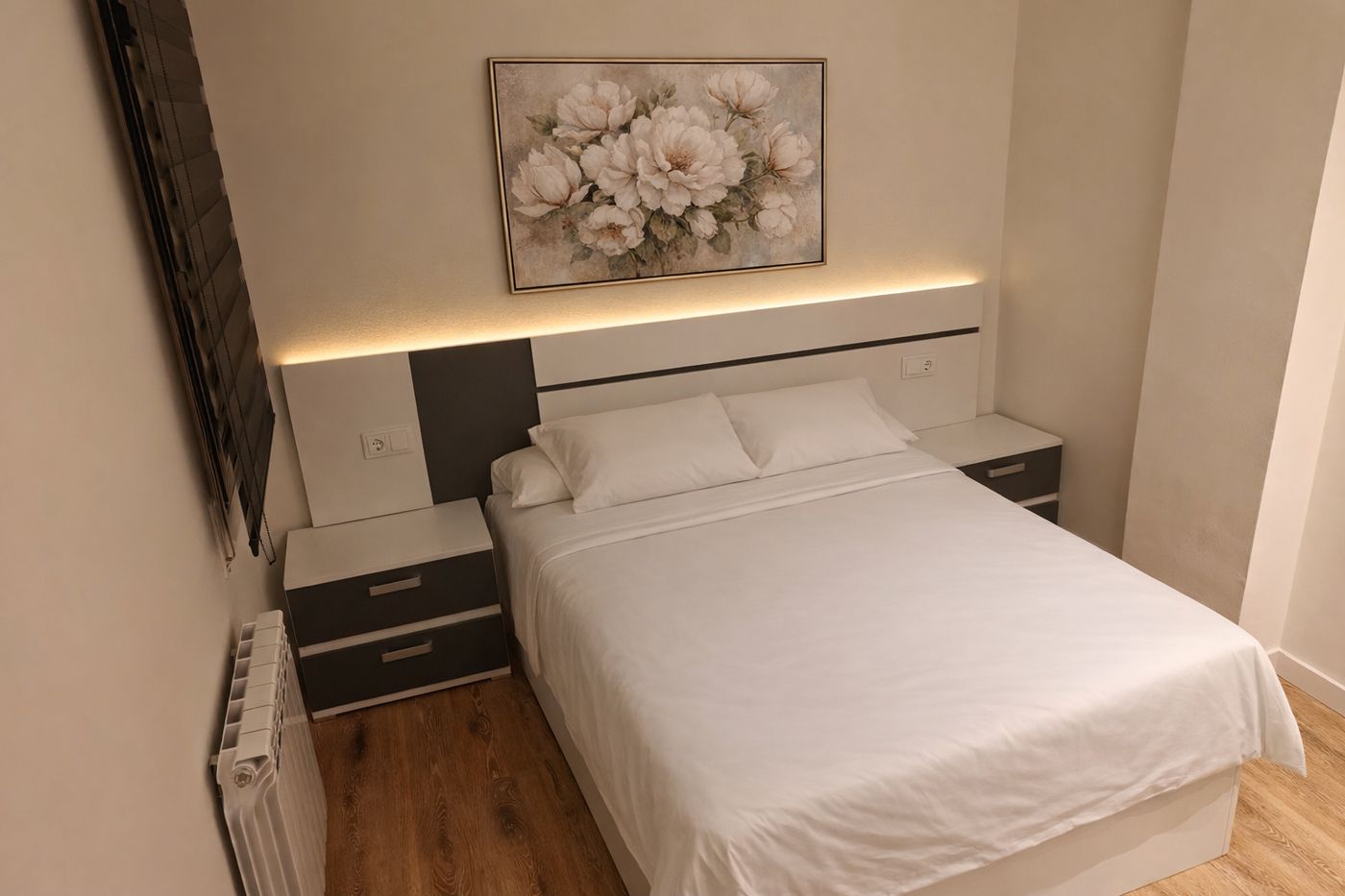 Segundo dormitorio con cama de matrimonio